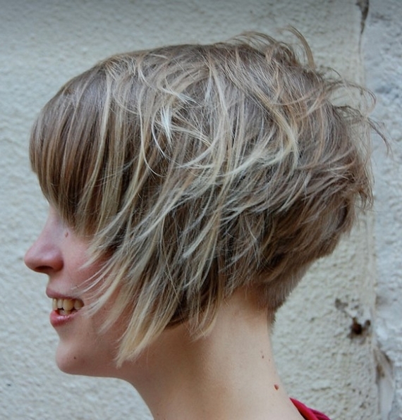 fryzury krótkie uczesanie damskie zdjęcie numer 101